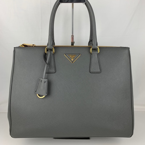 Prada Handbags - New Prada Italian Galleria Lux Double Zip Tote